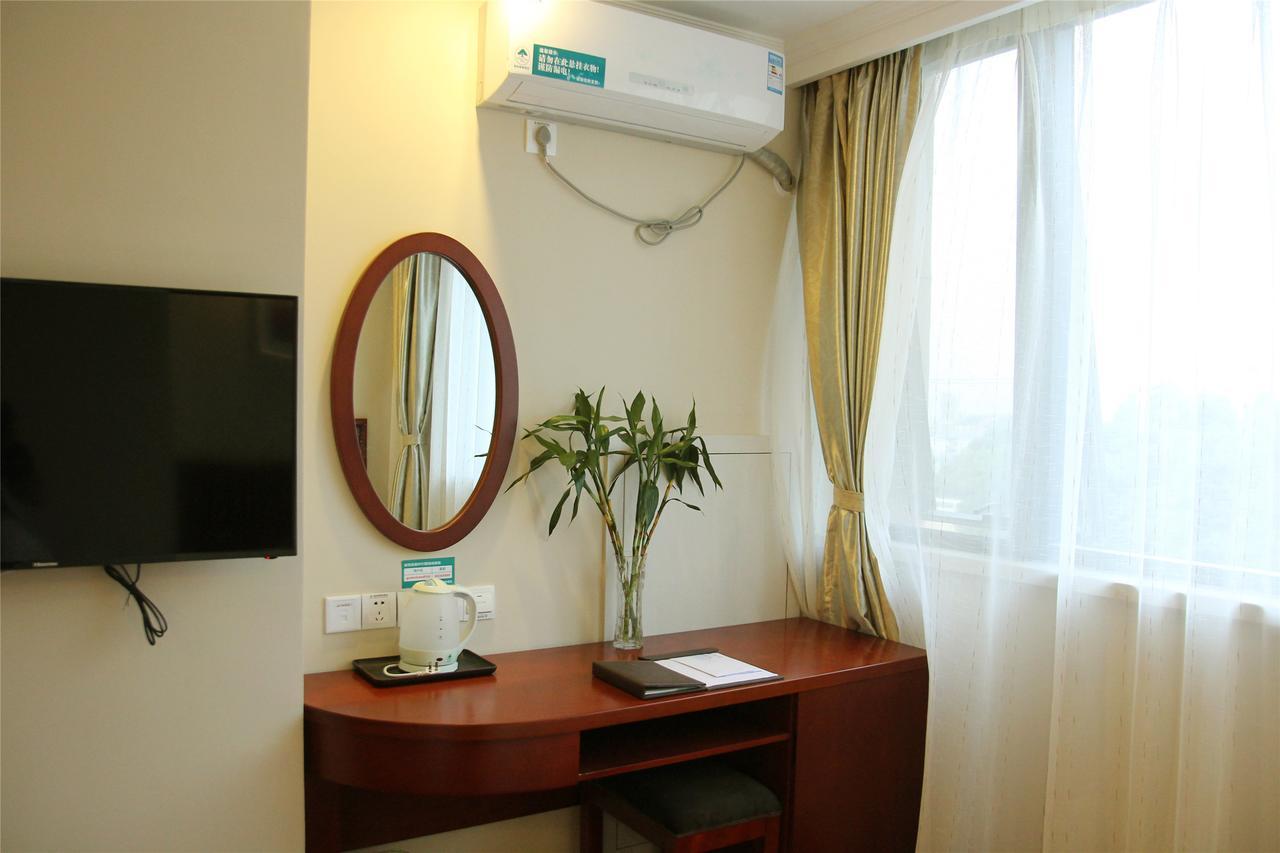 Greentree Inn Jiangsu Wuxi Hubin Business Street Business Hotel Eksteriør billede