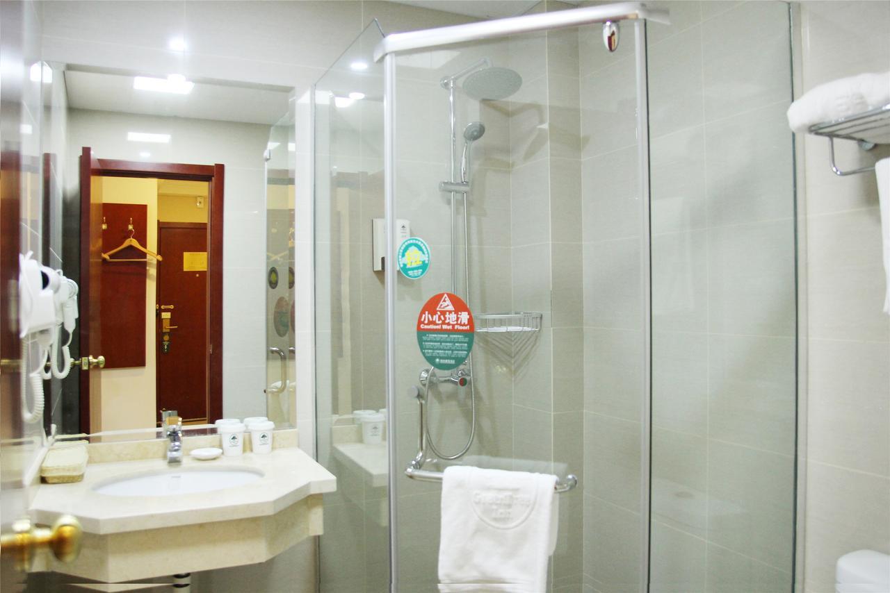 Greentree Inn Jiangsu Wuxi Hubin Business Street Business Hotel Eksteriør billede