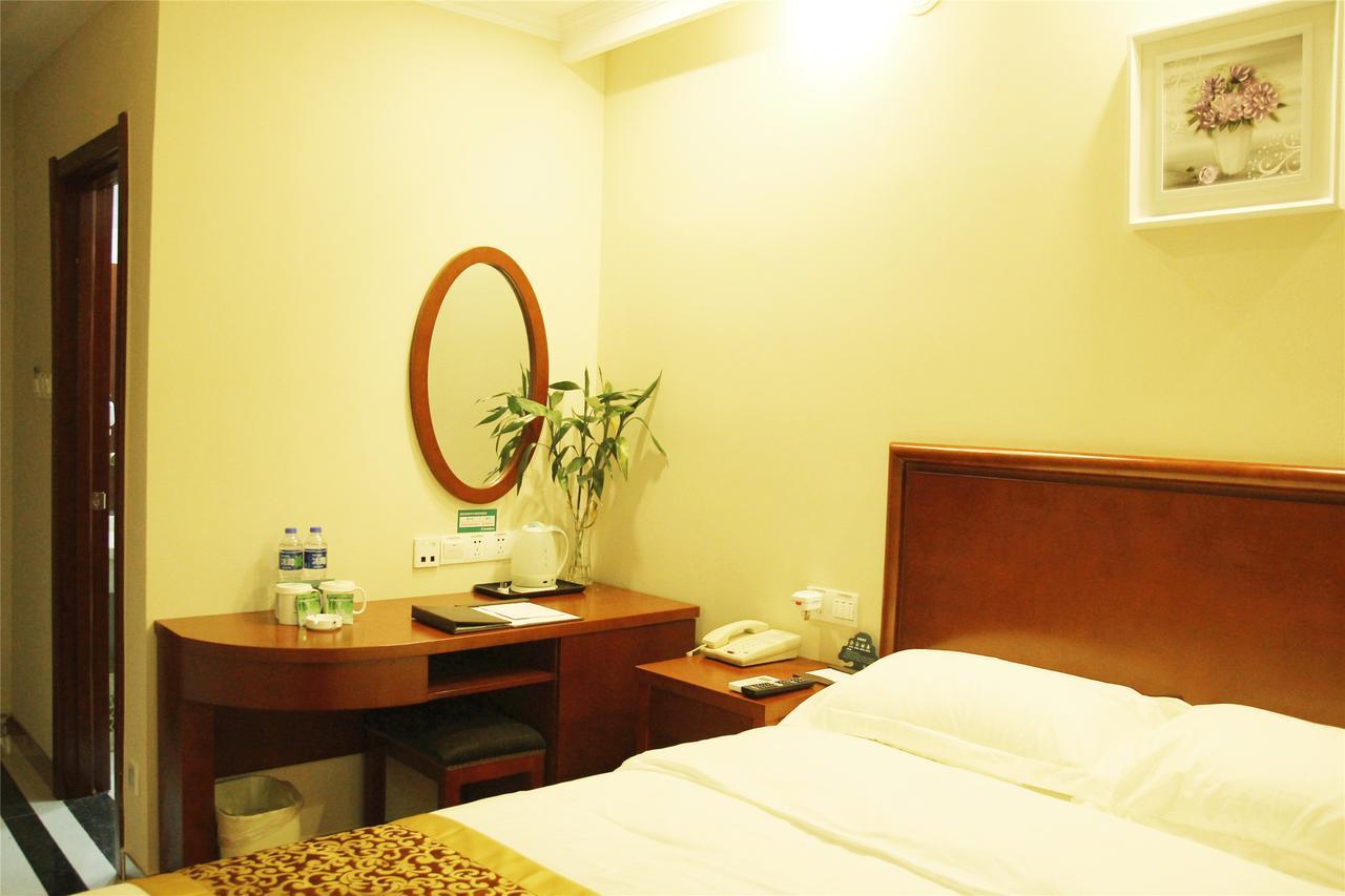 Greentree Inn Jiangsu Wuxi Hubin Business Street Business Hotel Eksteriør billede